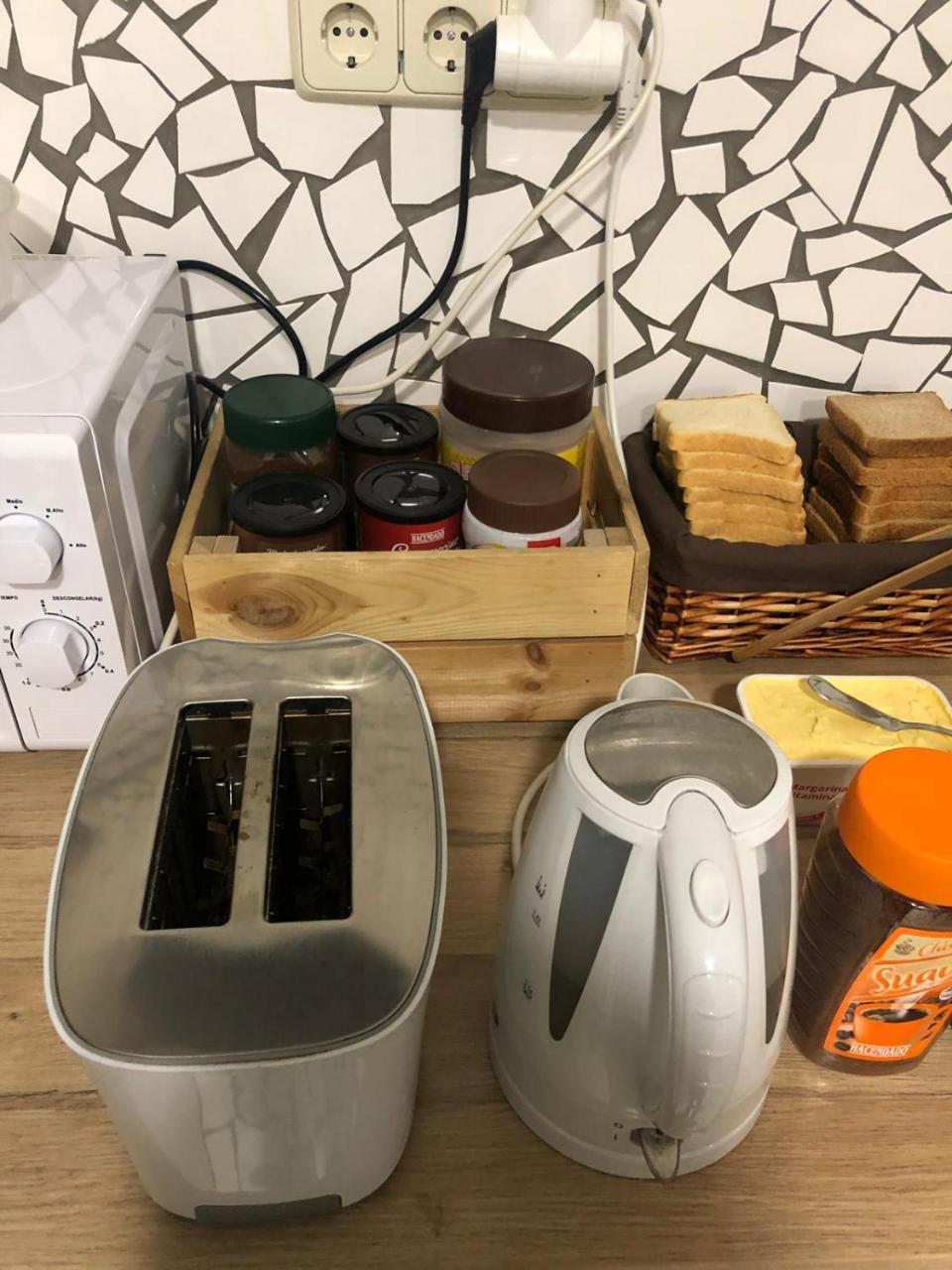 Pil Pil Hostel Μπιλμπάο Εξωτερικό φωτογραφία